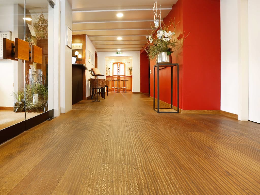 Harmonisches Trio: Bawart Parkett 3-Schicht Trio Eiche für zeitlose Schönheit